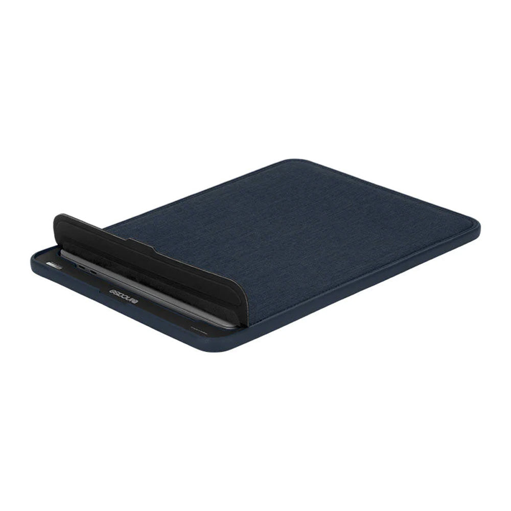 Incase ICON Sleeve Woolenex MacBook Pro/Air 13" suojatasku - sininen