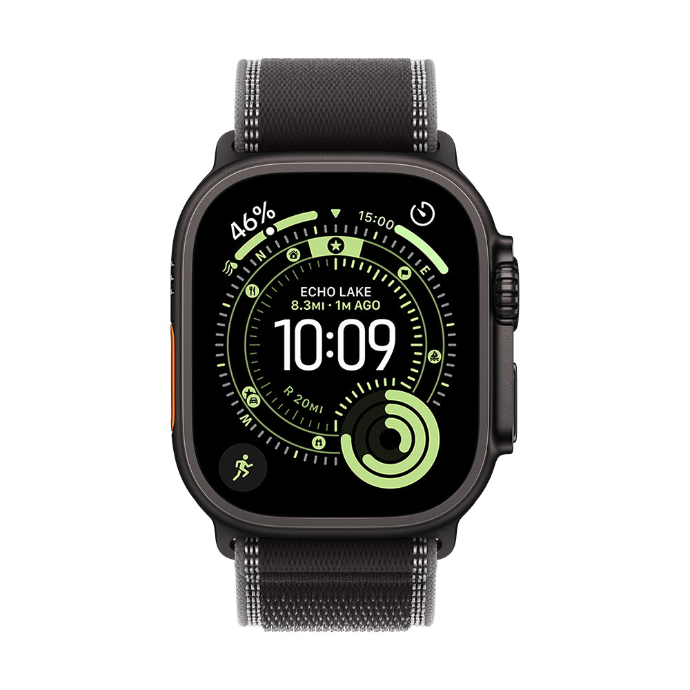 Apple Watch Ultra 3 GPS + Cellular - 49 mm musta titaanikuori ja musta/hiilenvärinen Trail‑ranneke - M/L