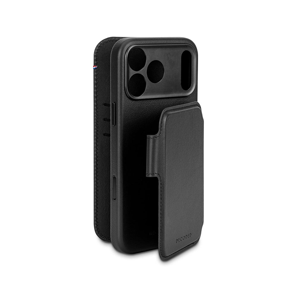 Decoded irroitettava lompakko- ja suojakuori iPhone 17 Pro Max - musta