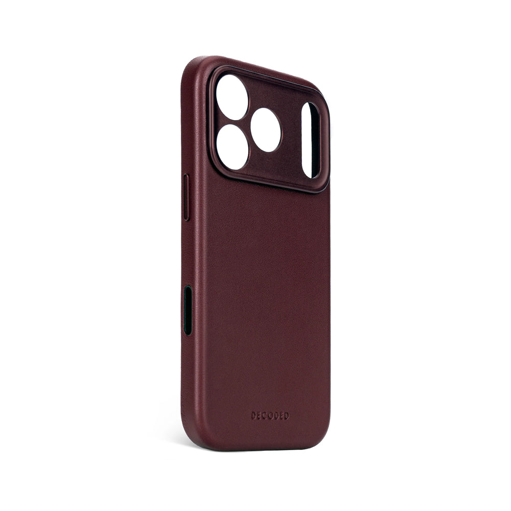 Decoded nahkakuori iPhone 17 Pro - Burgundy