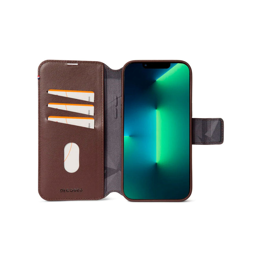 Decoded irroitettava lompakko- ja suojakuori iPhone 14 Pro - ruskea