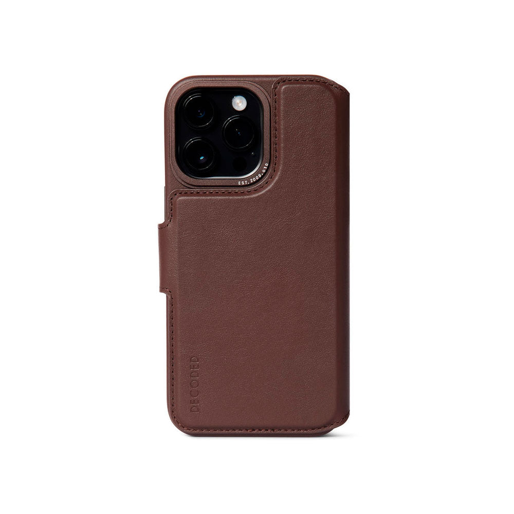 Decoded irroitettava lompakko- ja suojakuori iPhone 14 Pro Max - ruskea